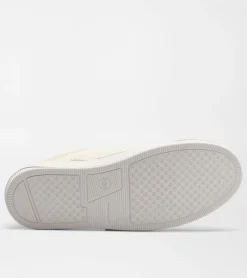 Sale Peter Millar Women's Vantage Suede Sneaker Ivory